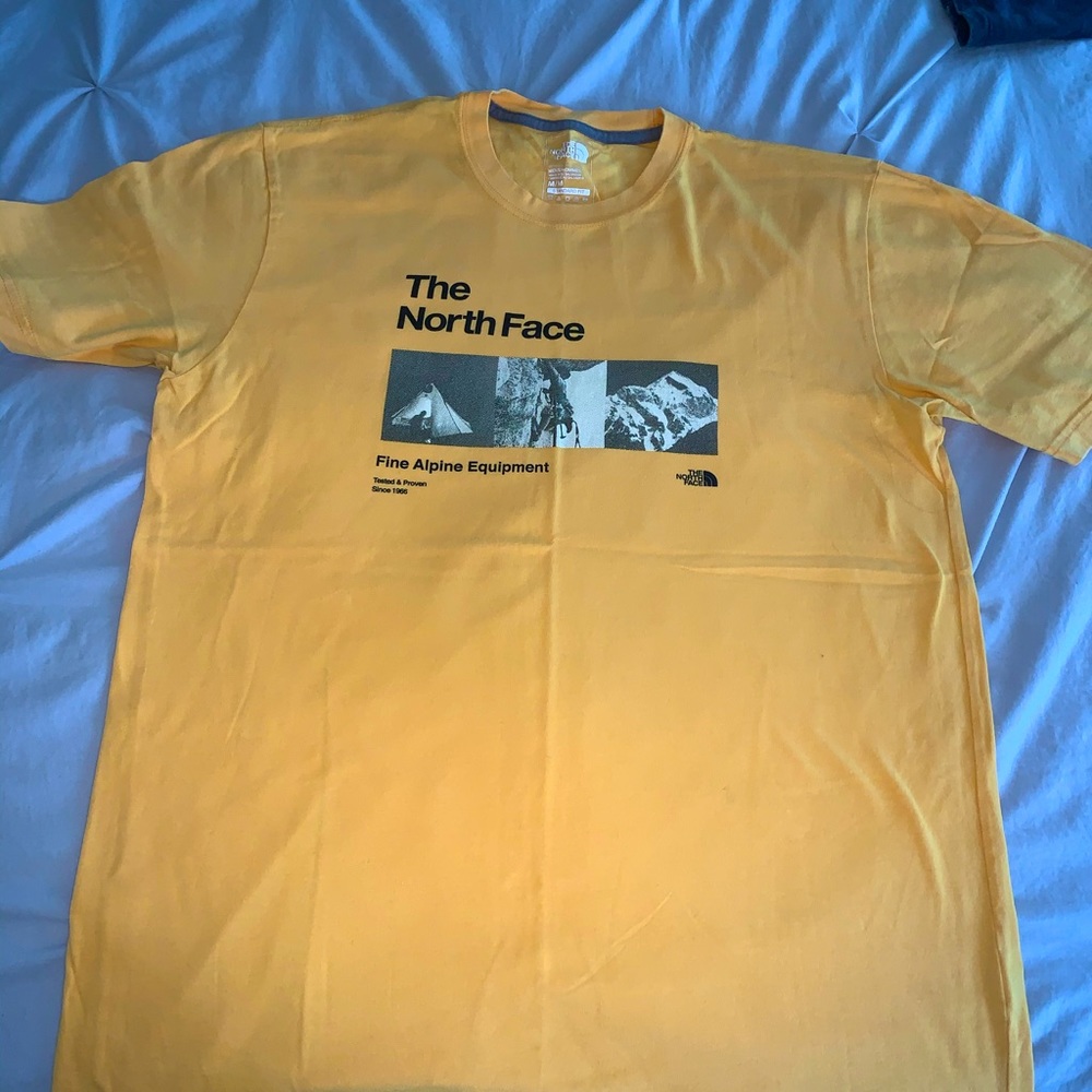 North face Tee